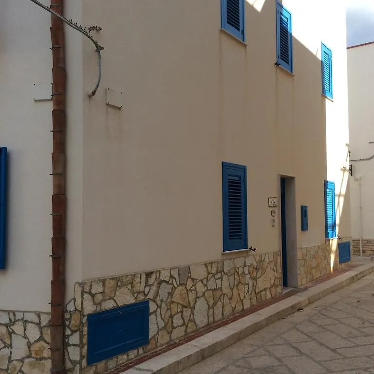 Scalovecchio Marettimo Bed & Breakfast